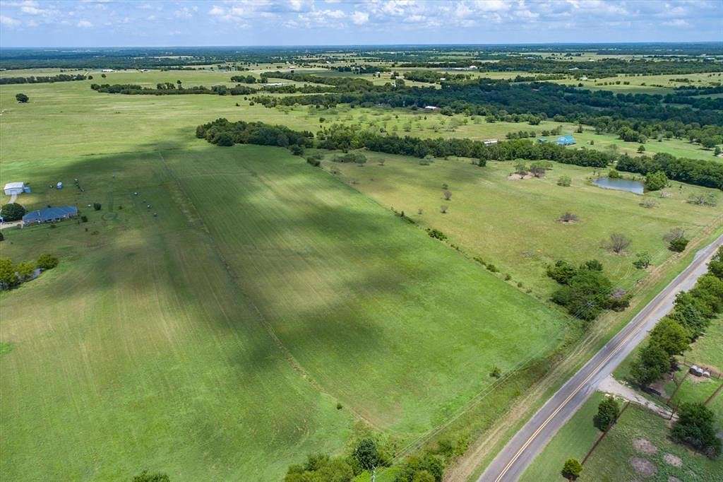 10.9 Acres of Land for Sale in Mabank, Texas