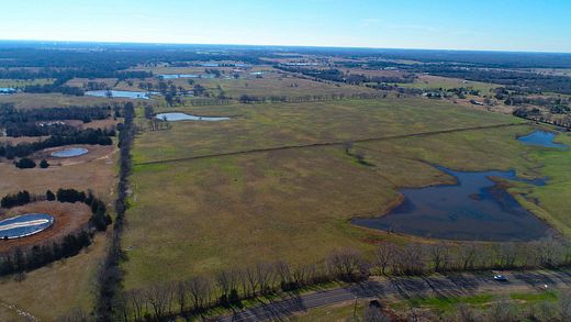 96.1 Acres of Improved Agricultural Land for Sale in Saltillo, Texas