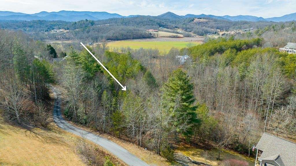 1 Acre of Residential Land for Sale in Franklin, North Carolina