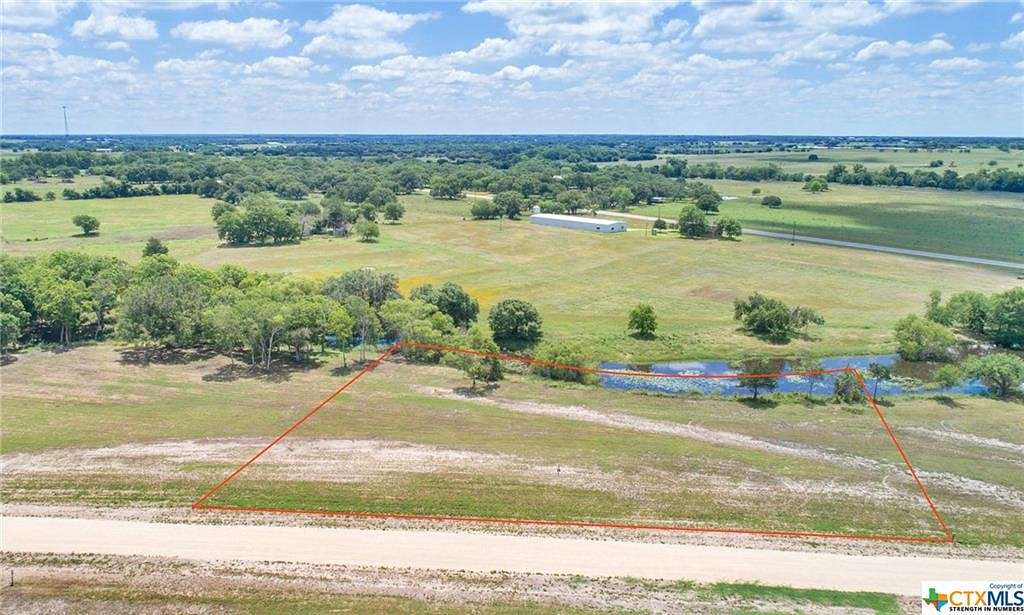 2.1 Acres of Residential Land for Sale in Shiner, Texas