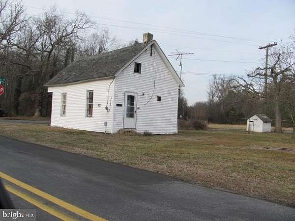 7.27 Acres of Land with Home for Sale in Marydel, Maryland