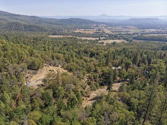 39.6 Acres of Land with Home for Sale in Gold Hill, Oregon