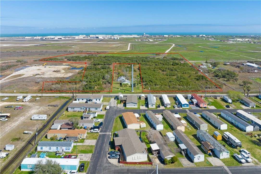 11 Acres of Commercial Land for Sale in Corpus Christi, Texas