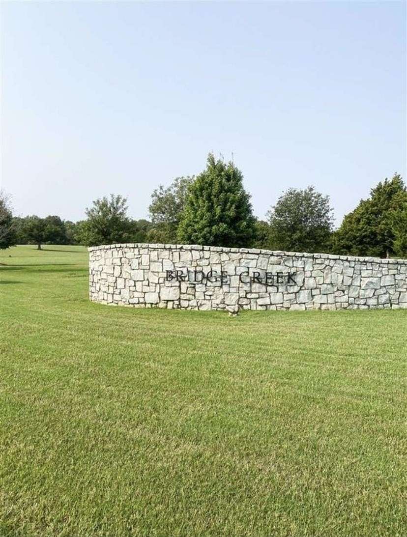 0.91 Acres of Residential Land for Sale in Enid, Oklahoma