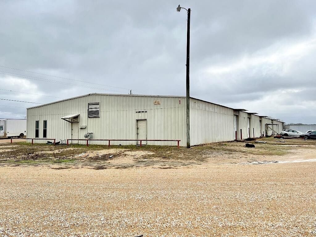 1.2 Acres of Commercial Land for Sale in Pontotoc, Mississippi
