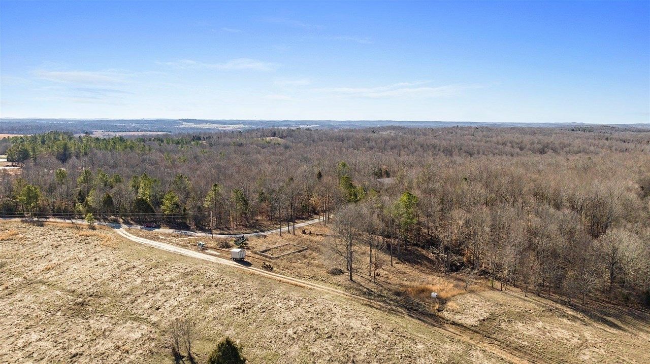 1 Acre of Residential Land for Sale in Morgantown, Kentucky