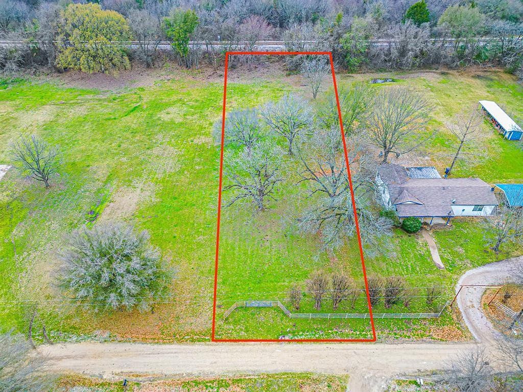 0.28 Acres of Residential Land for Sale in Corsicana, Texas
