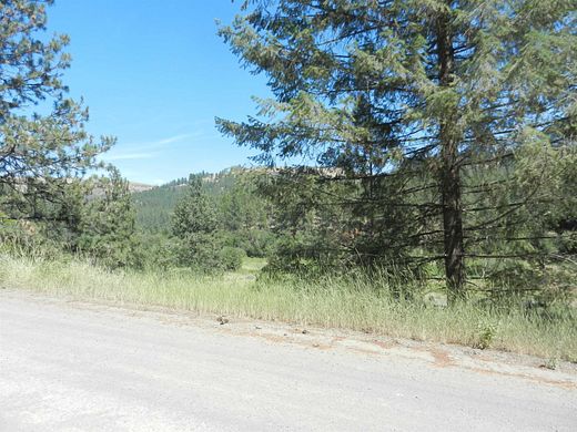 5.9 Acres of Residential Land for Sale in Davenport, Washington