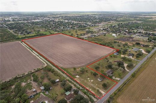 14 Acres of Commercial Land for Sale in Edcouch, Texas