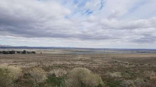 2.13 Acres of Commercial Land for Sale in Lancaster, California