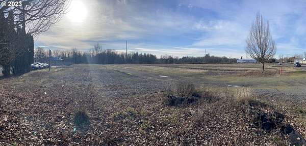 2 Acres of Commercial Land for Sale in St. Helens, Oregon