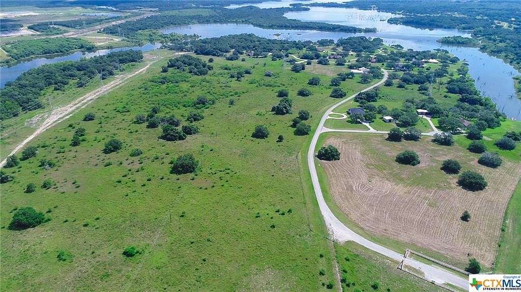 1.3 Acres of Residential Land for Sale in Victoria, Texas
