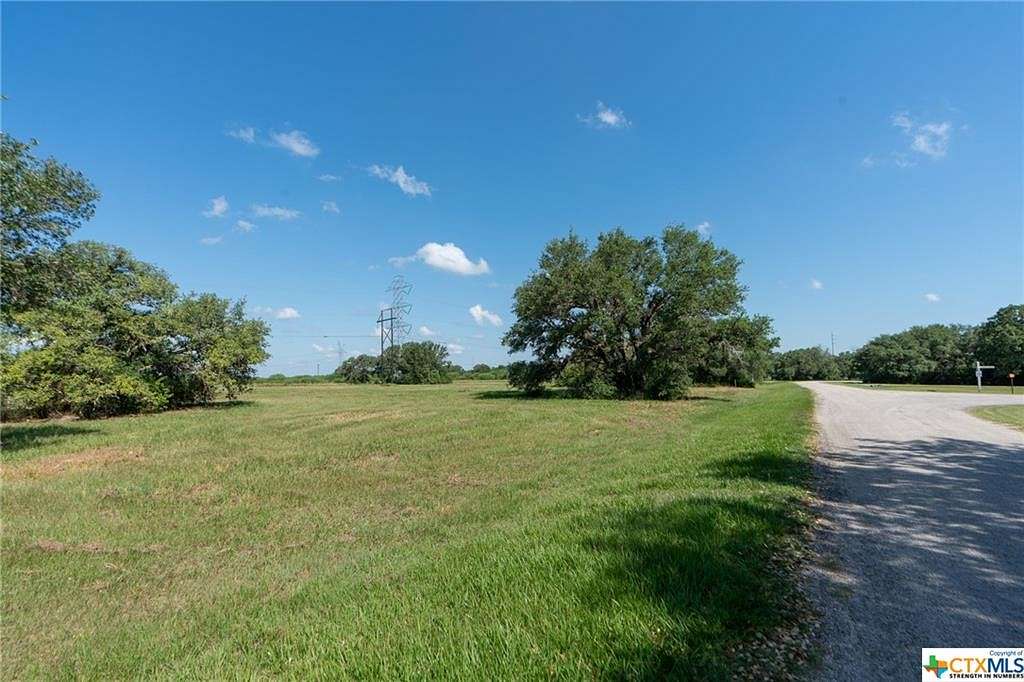 1.5 Acres of Residential Land for Sale in Victoria, Texas
