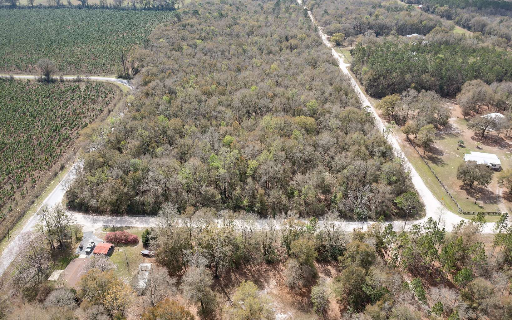 2 Acres of Residential Land for Sale in O'Brien, Florida