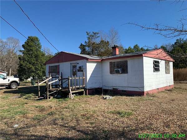 2.13 Acres of Land with Home for Sale in Suffolk, Virginia