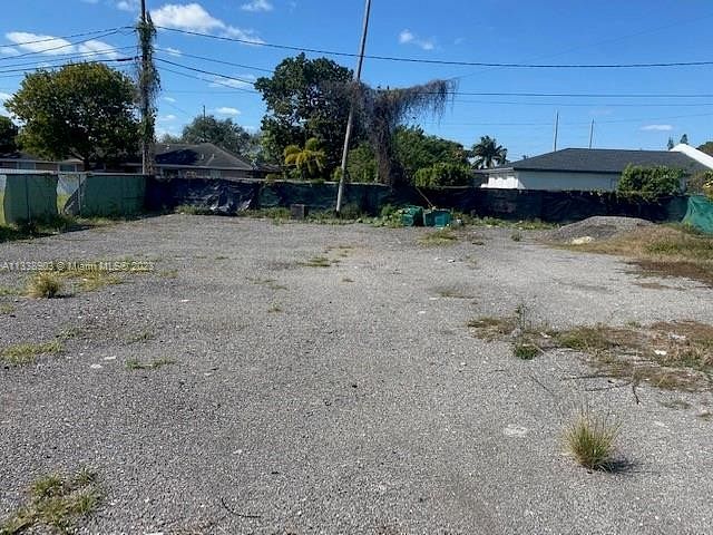 0.22 Acres of Commercial Land for Sale in Miami, Florida