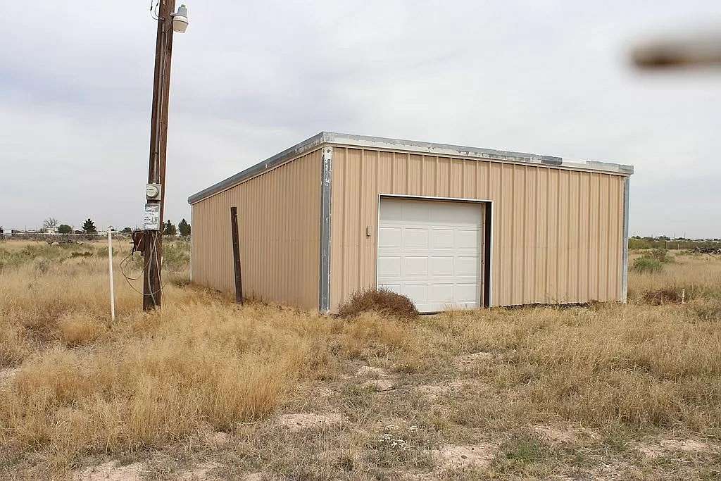 9.4 Acres of Land for Sale in Monahans, Texas
