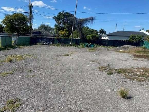 0.22 Acres of Commercial Land for Sale in Miami, Florida