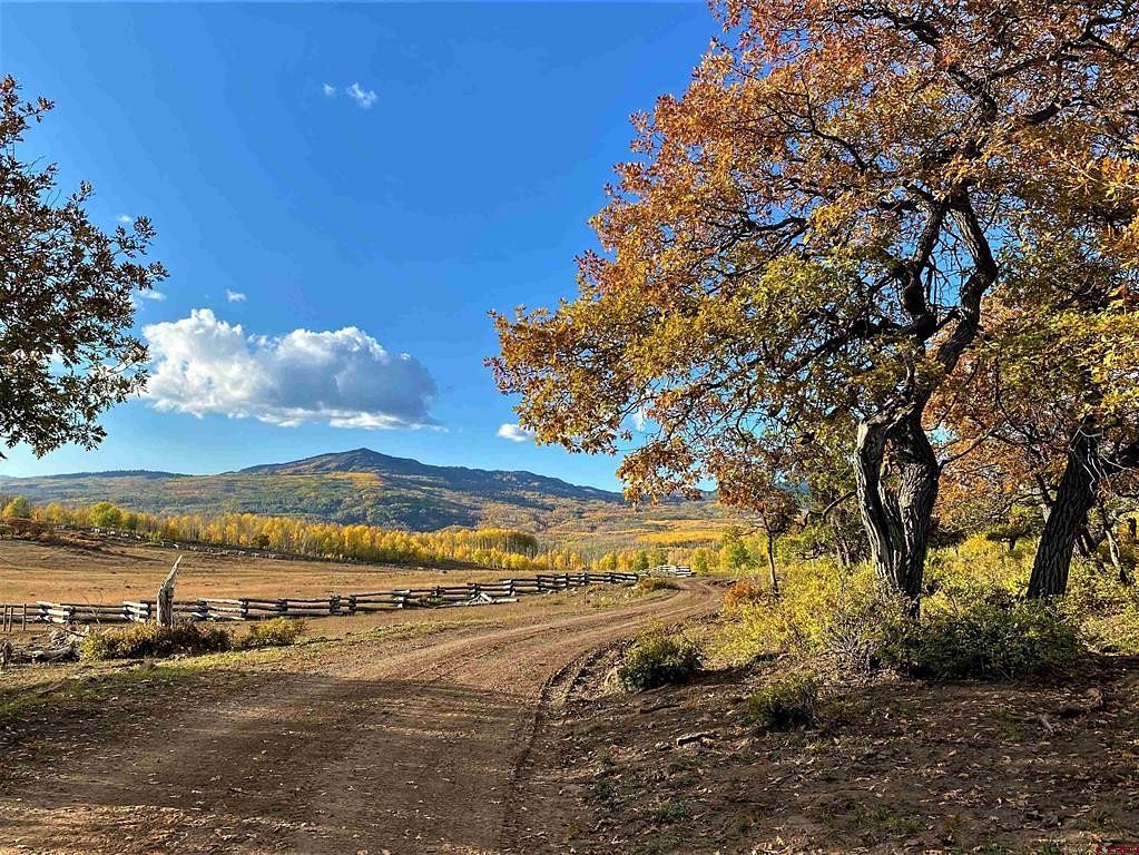 428 Acres of Recreational Land for Sale in Hotchkiss, Colorado