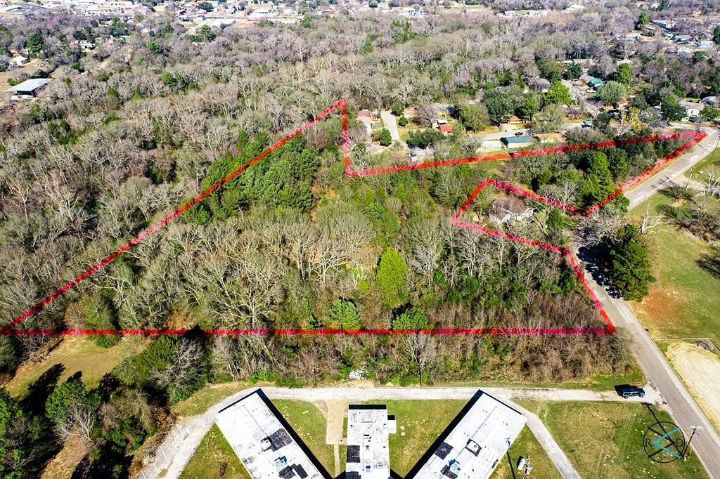 7.2 Acres of Residential Land for Sale in Athens, Texas