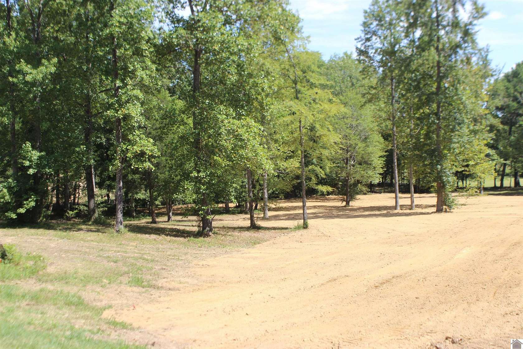 2 Acres of Residential Land for Sale in Benton, Kentucky