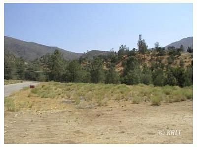 2.7 Acres of Residential Land for Sale in Lake Isabella, California