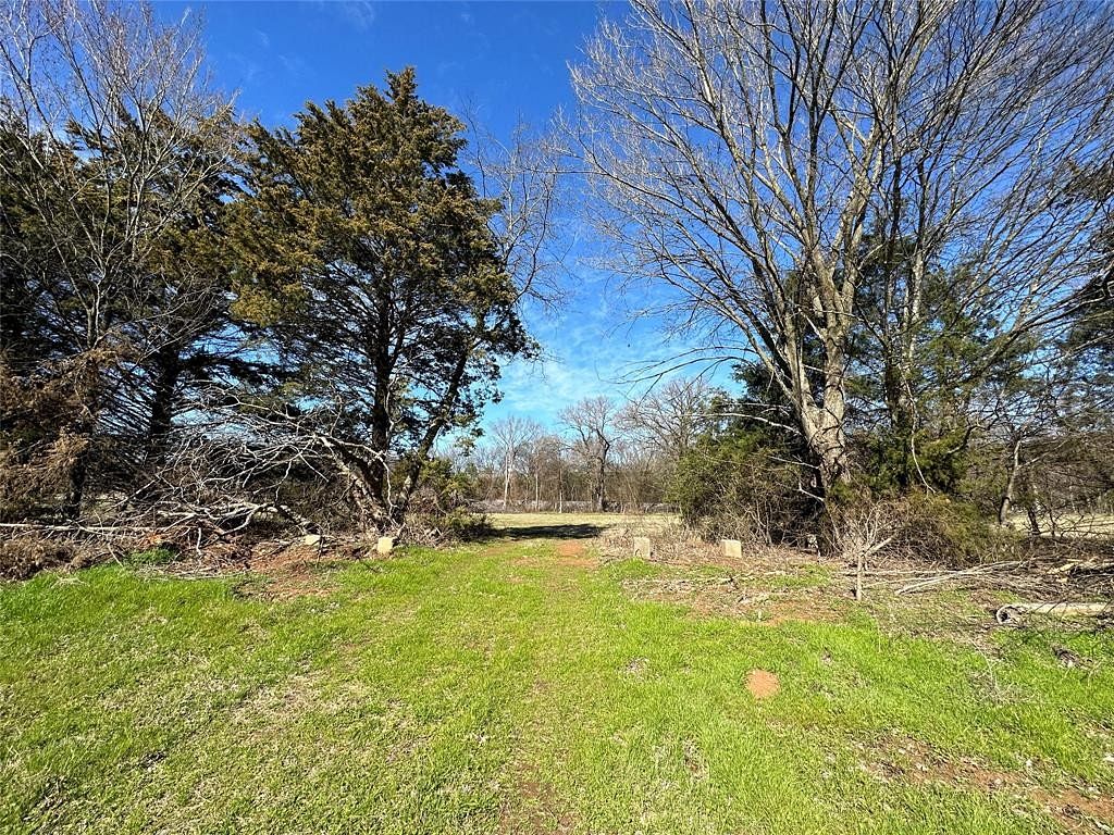 4.8 Acres of Residential Land for Sale in Winnsboro, Texas