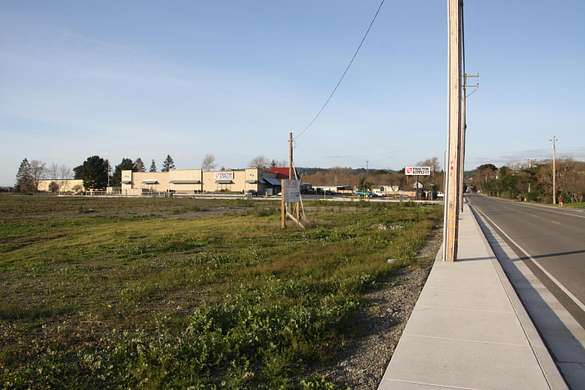0.75 Acres of Commercial Land for Sale in Fortuna, California
