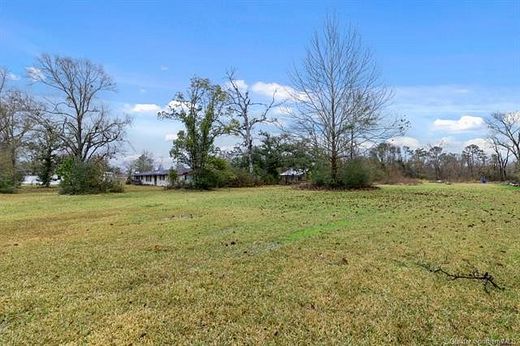 8.7 Acres of Mixed-Use Land for Sale in Westlake, Louisiana
