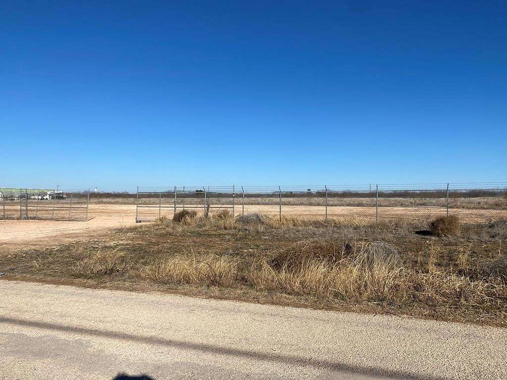 10 Acres of Commercial Land for Sale in San Angelo, Texas