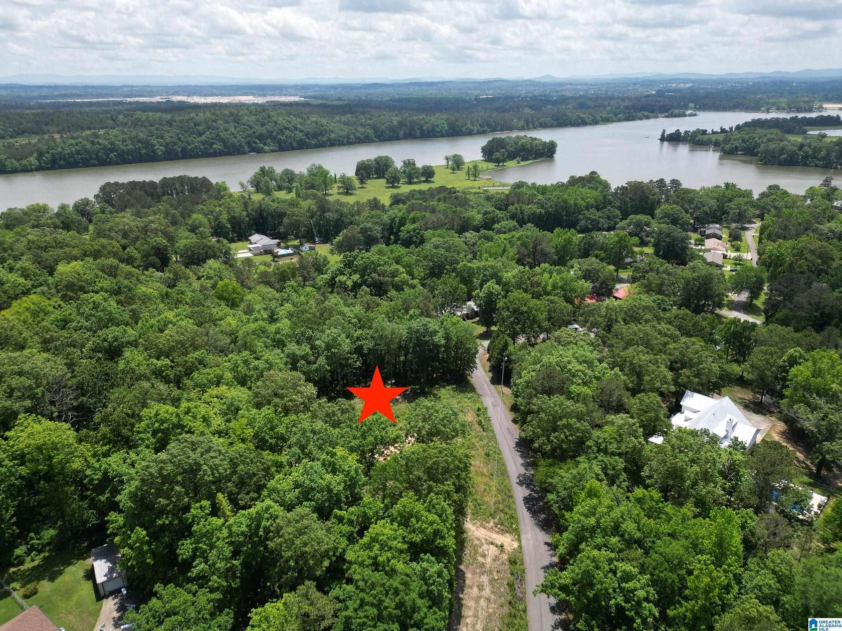 1.5 Acres of Residential Land for Sale in Riverside, Alabama