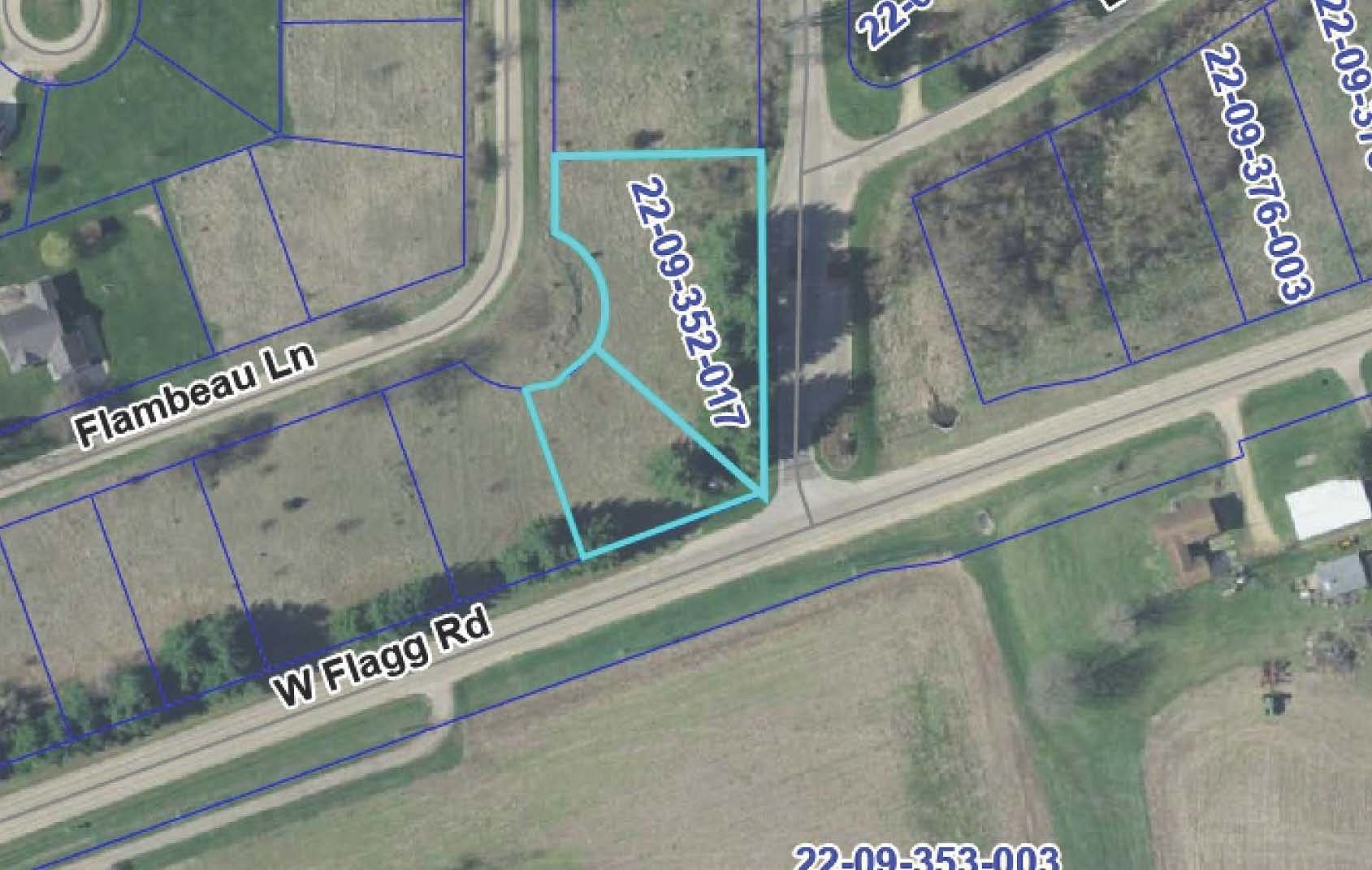 0.89 Acres of Residential Land for Sale in Dixon, Illinois