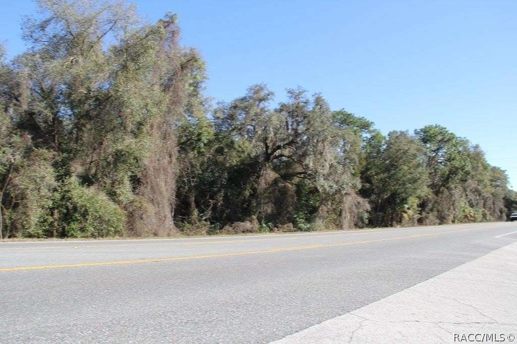 2.16 Acres of Commercial Land for Sale in Inverness, Florida