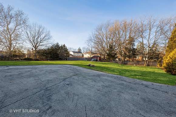 0.32 Acres of Residential Land for Sale in Darien, Illinois