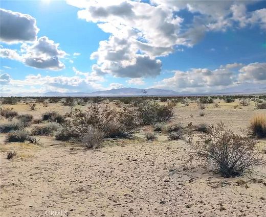 5 Acres of Land for Sale in Twentynine Palms, California