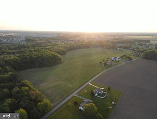 20 Acres of Agricultural Land for Sale in Magnolia, Delaware