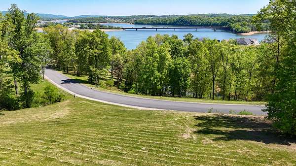 0.95 Acres of Residential Land for Sale in Morristown, Tennessee