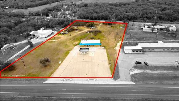 4 Acres of Improved Commercial Land for Sale in Whitney, Texas