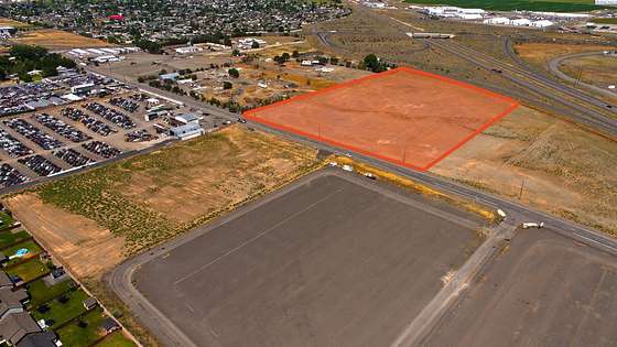 12 Acres of Commercial Land for Sale in Pasco, Washington