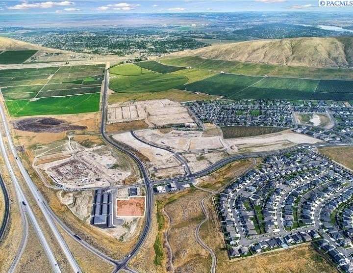 1.67 Acres of Commercial Land for Sale in Richland, Washington