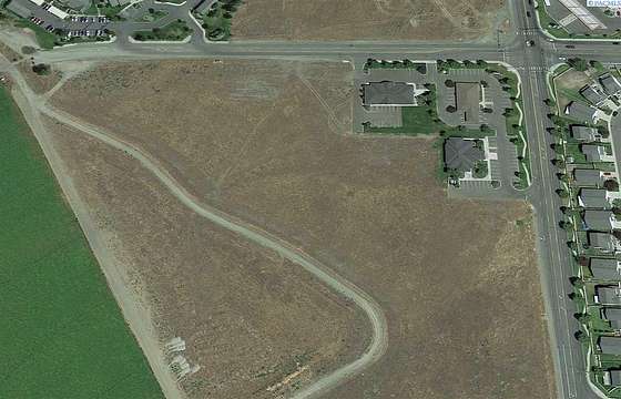 7.9 Acres of Commercial Land for Sale in Pasco, Washington