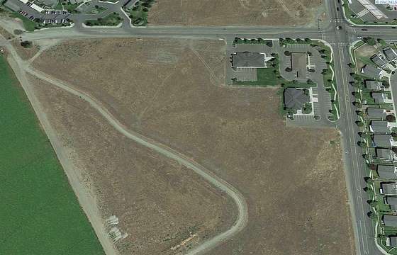 7.92 Acres of Commercial Land for Sale in Pasco, Washington