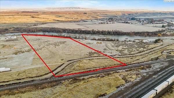 11.3 Acres of Land for Sale in Prosser, Washington