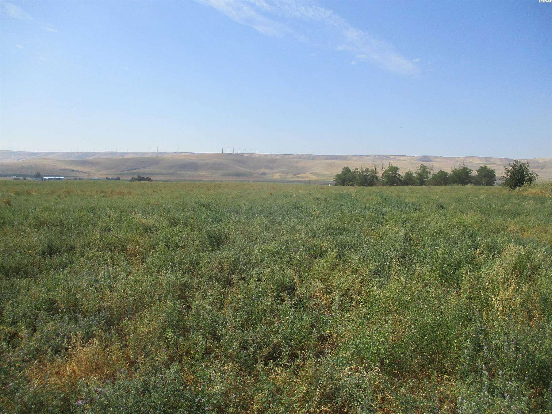 7.6 Acres of Residential Land for Sale in Touchet, Washington