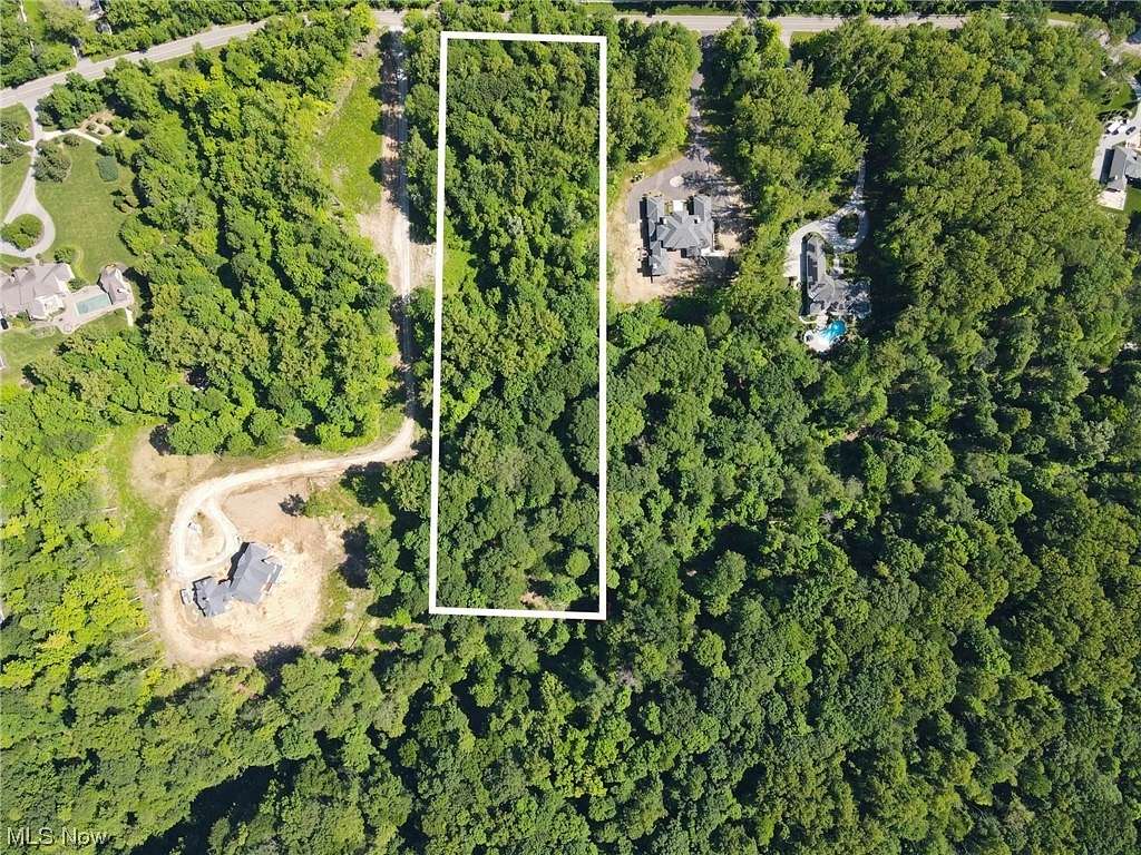 5 Acres of Residential Land for Sale in Hunting Valley, Ohio