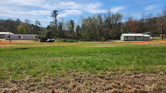 4 Acres of Mixed-Use Land for Sale in Harriman, Tennessee