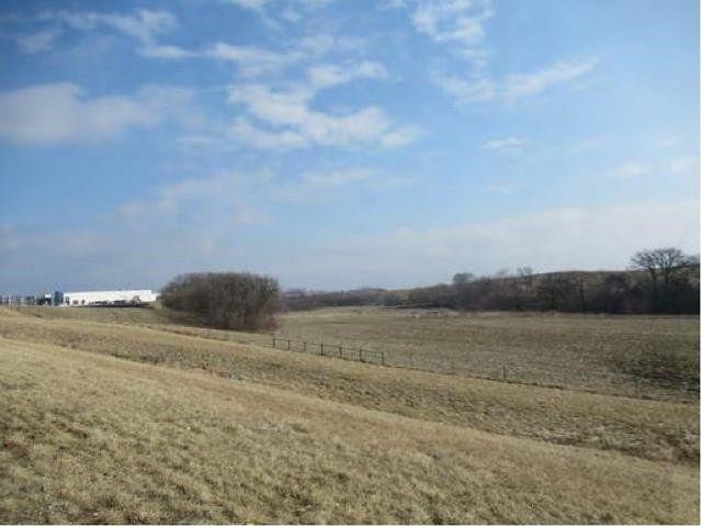 41.9 Acres of Commercial Land for Sale in Dubuque, Iowa