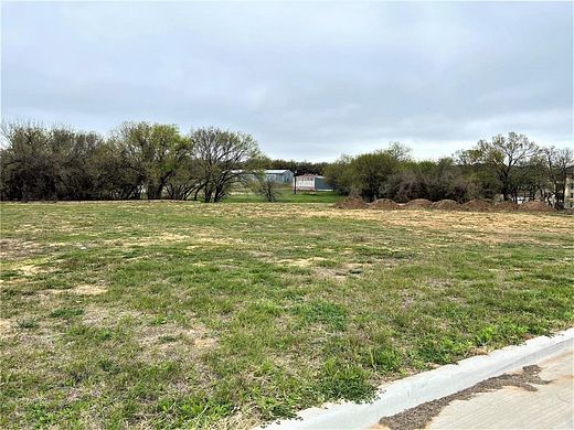 2 Acres of Commercial Land for Sale in Willow Park, Texas