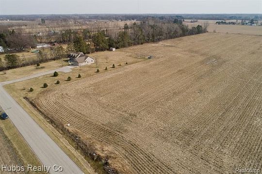 1.2 Acres of Residential Land for Sale in Birch Run, Michigan