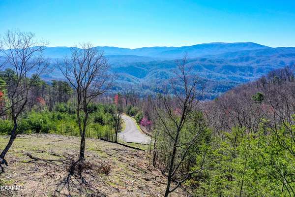 2 Acres of Residential Land for Sale in Tallassee, Tennessee
